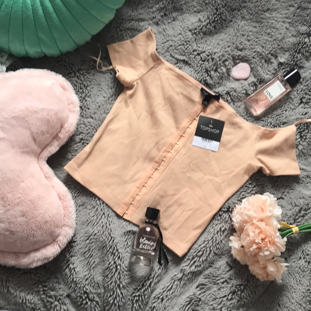 NWT Topshop Crop Top, super Cute Peach